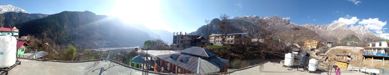 Mahima Hotel Sāngla Exterior foto